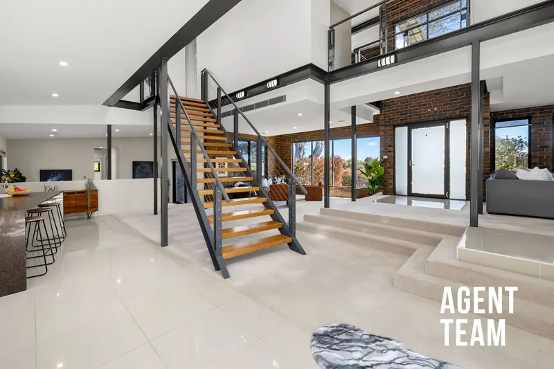2 Menzel Crescent, Dunlop: photo 2