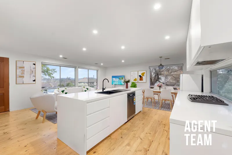 6 Enderby Street, Mawson: photo 4