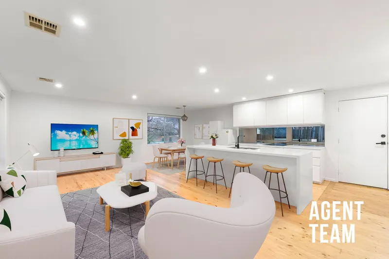 6 Enderby Street, Mawson: photo 1