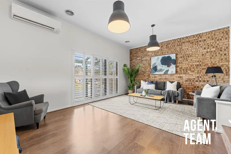 Living room at 2/43 Kirkland Circuit, Macgregor
