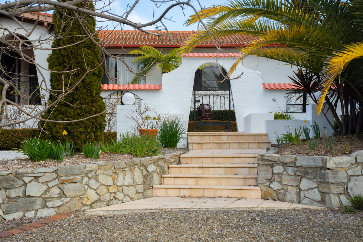 Front entry and garden steps at 3 Tanumbirini Street, Hawker
