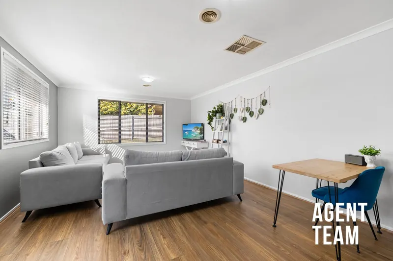 Living room at 92 Hollows Circuit, Macgregor